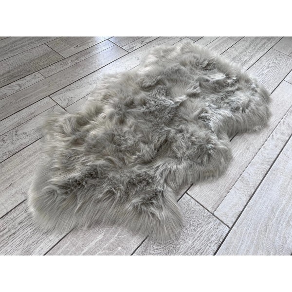 Textured plush carpet