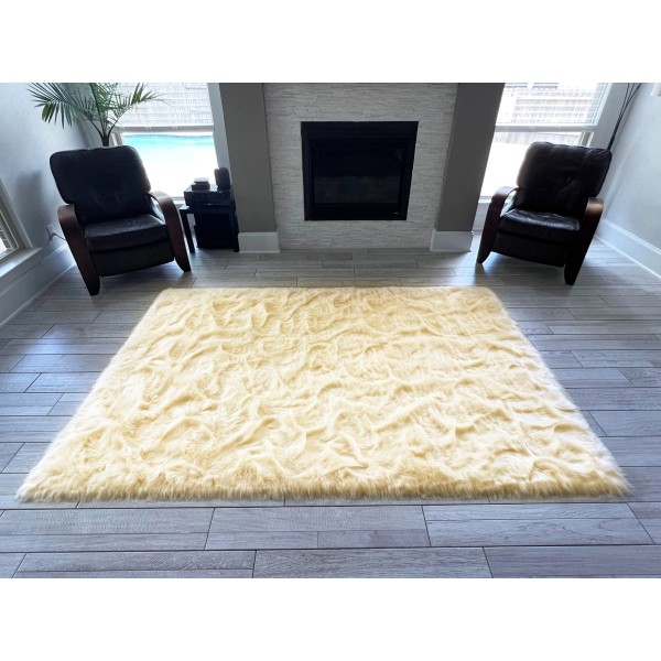 Faux fur cloud carpet