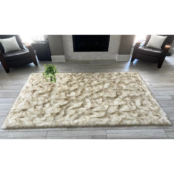 Warm-toned faux sheepskin rug