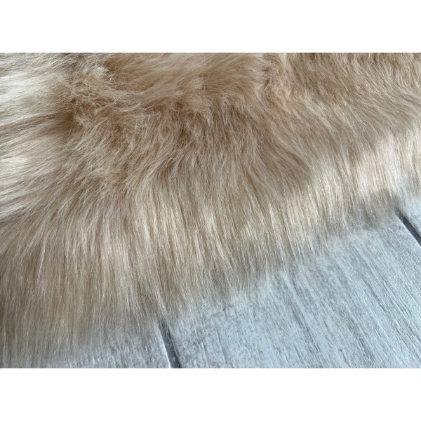 Aesthetic Space Faux Sheepskin Carpet