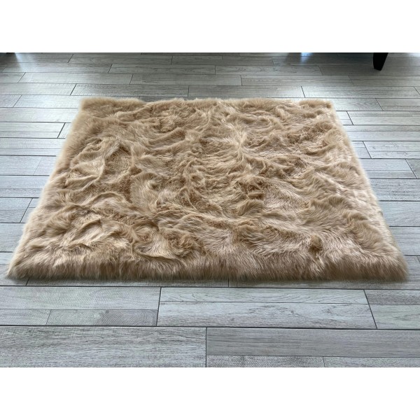 Gentle warm brown imitation sheepskin carpet