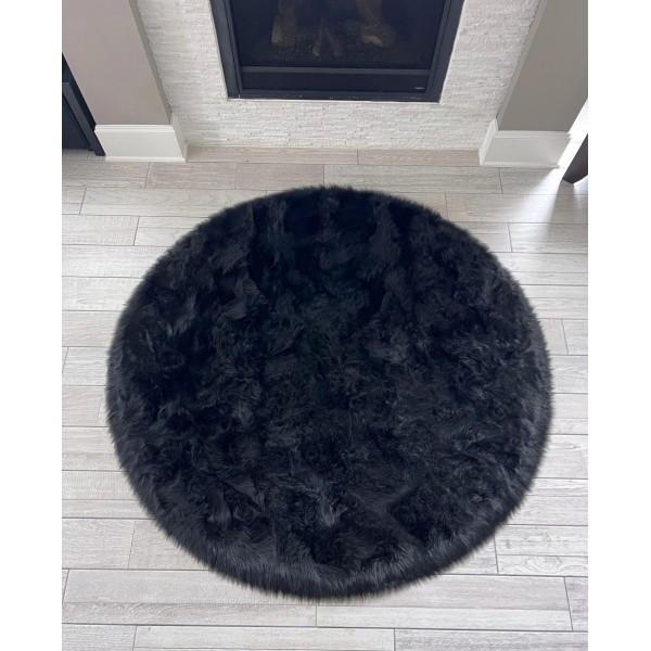 Black premium round faux fur rug
